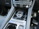 2019-jaguar-f-pace-20-i4d-chequered-flag-180ps-small-18