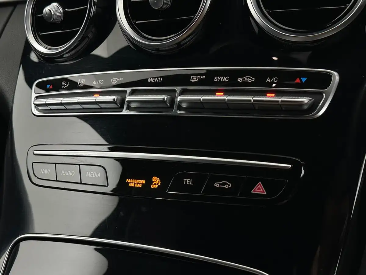2018-mercedes-benz-c-class-15-c200-amg-line-ss-estate-5d-big-20