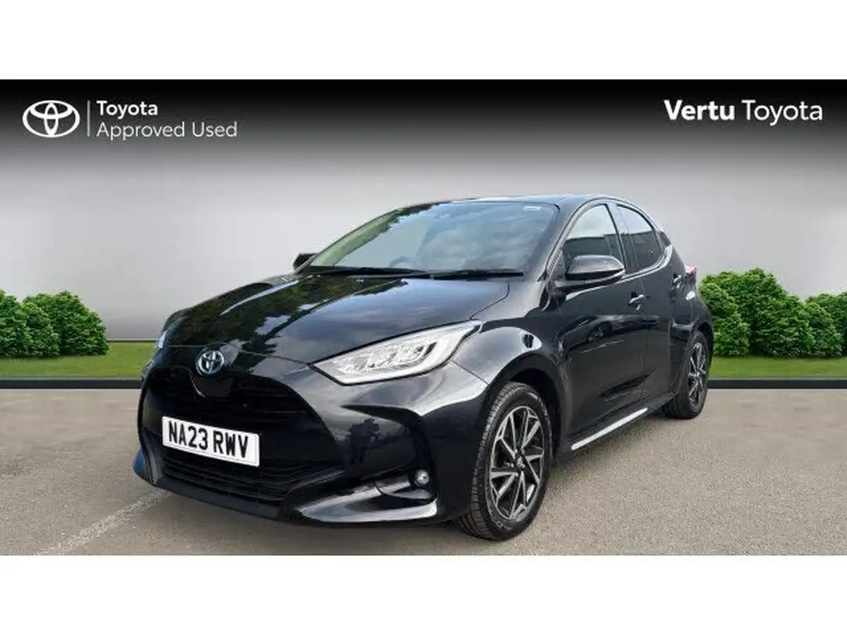 2023-toyota-yaris-15-vvt-i-design-big-2