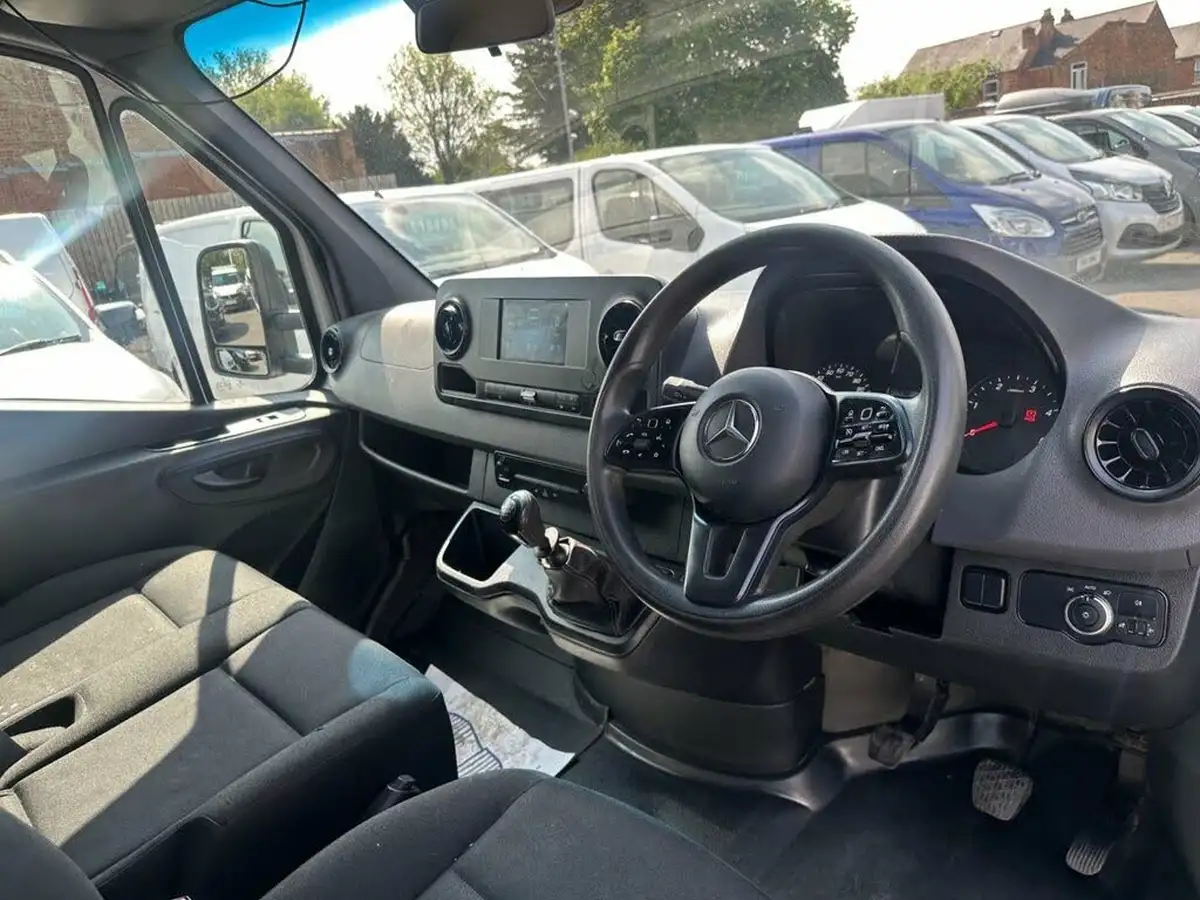 2021-mercedes-benz-sprinter-20cdi-315-l3h1-progressive-150pseu6dt-crewcab-big-18