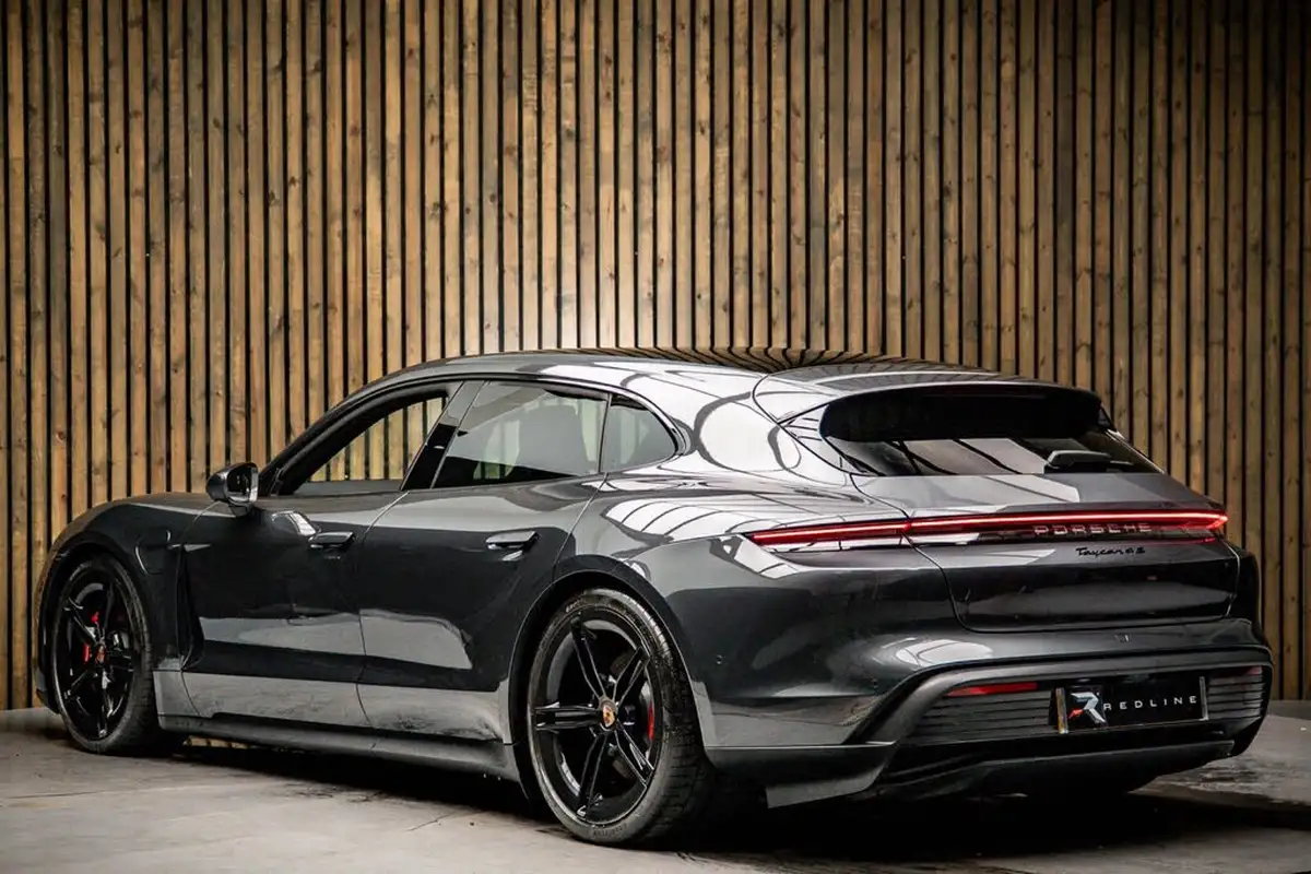 2024-porsche-taycan-e-4s-sport-turismo-544ps-big-2