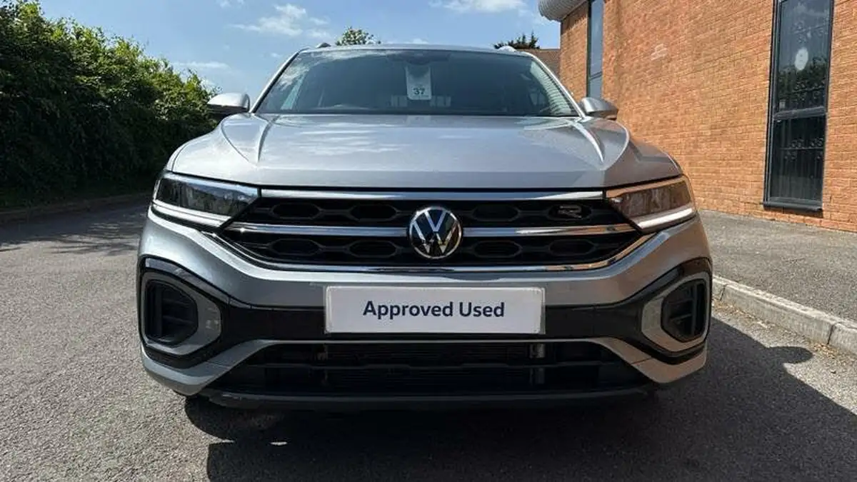 2023-volkswagen-t-roc-15-tsi-r-line-hatchback-5d-dsg-big-8