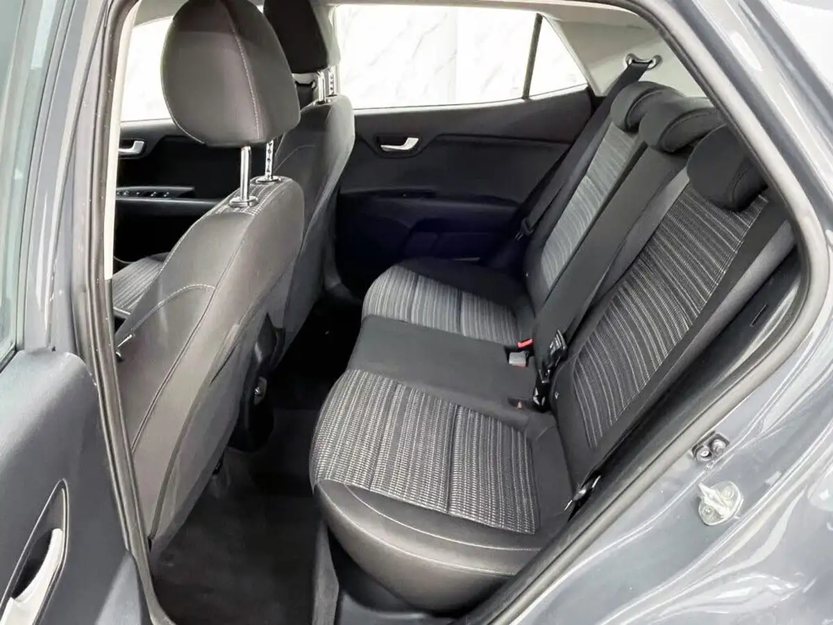 2021-kia-stonic-10-t-gdi-2-99bhp-big-27