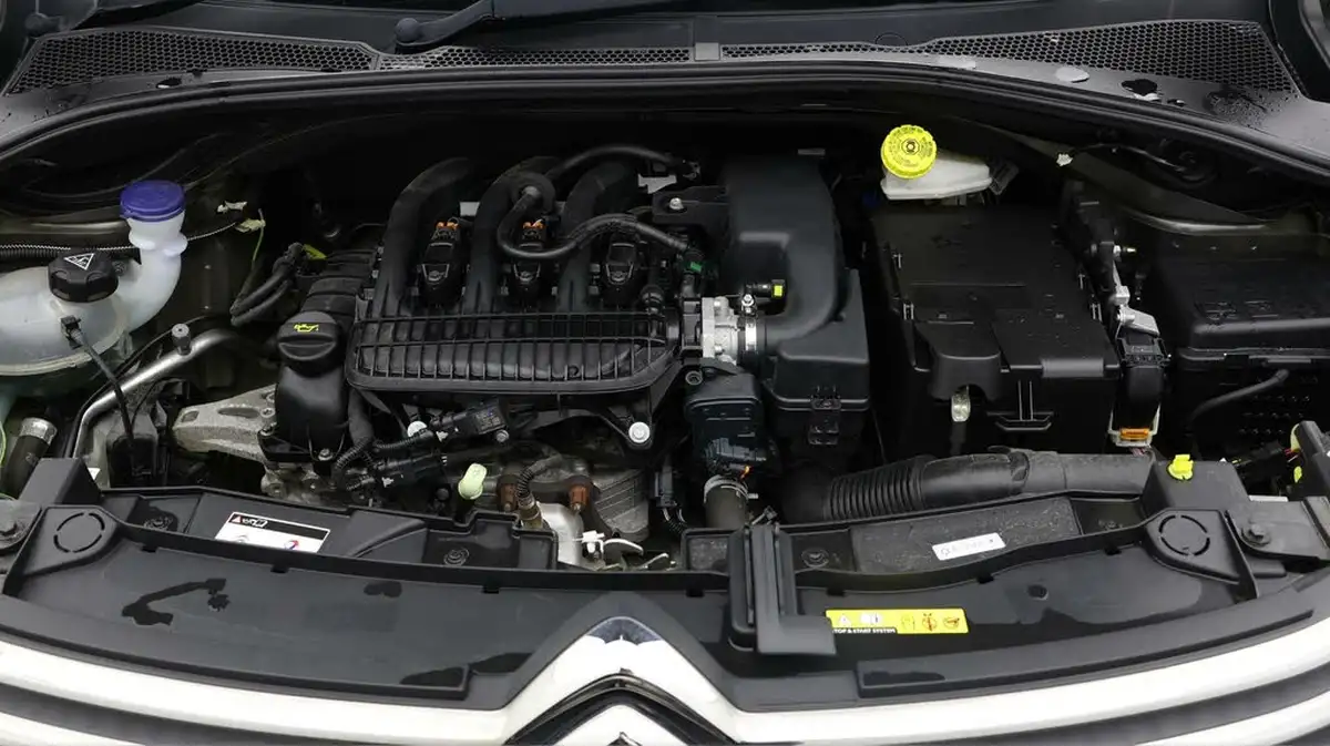 2019-citroen-c3-12-puretech-feel-nav-edition-82ps-ss-big-19