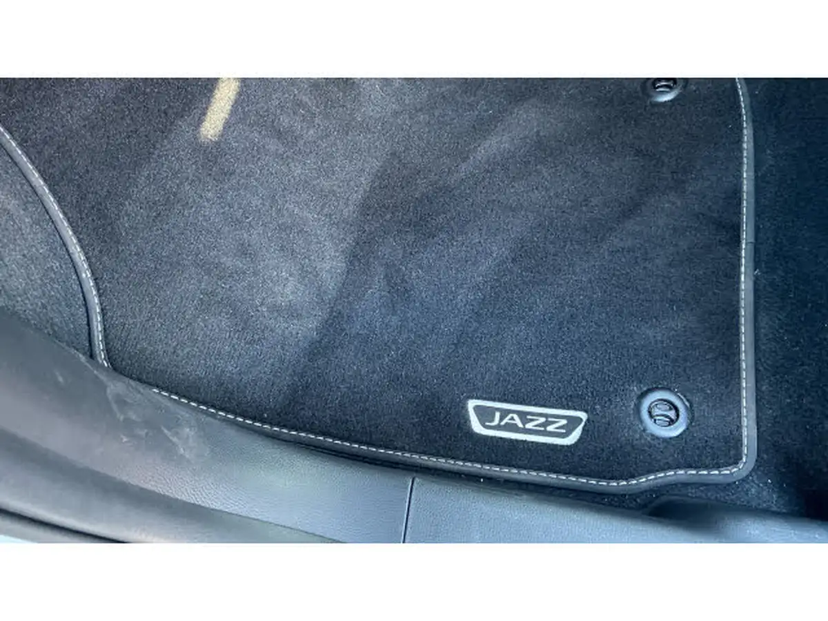 2025-honda-jazz-15-i-mmd-crosstar-advance-big-34