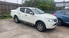 2016-mitsubishi-l200-24di-d-barbarian-auto-small-0