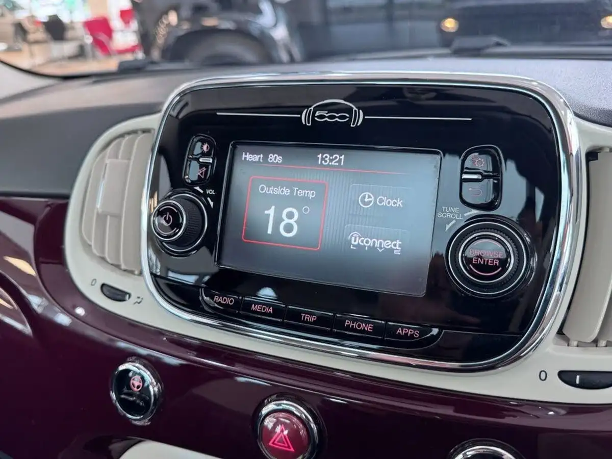 2018-fiat-500-12-lounge-big-37
