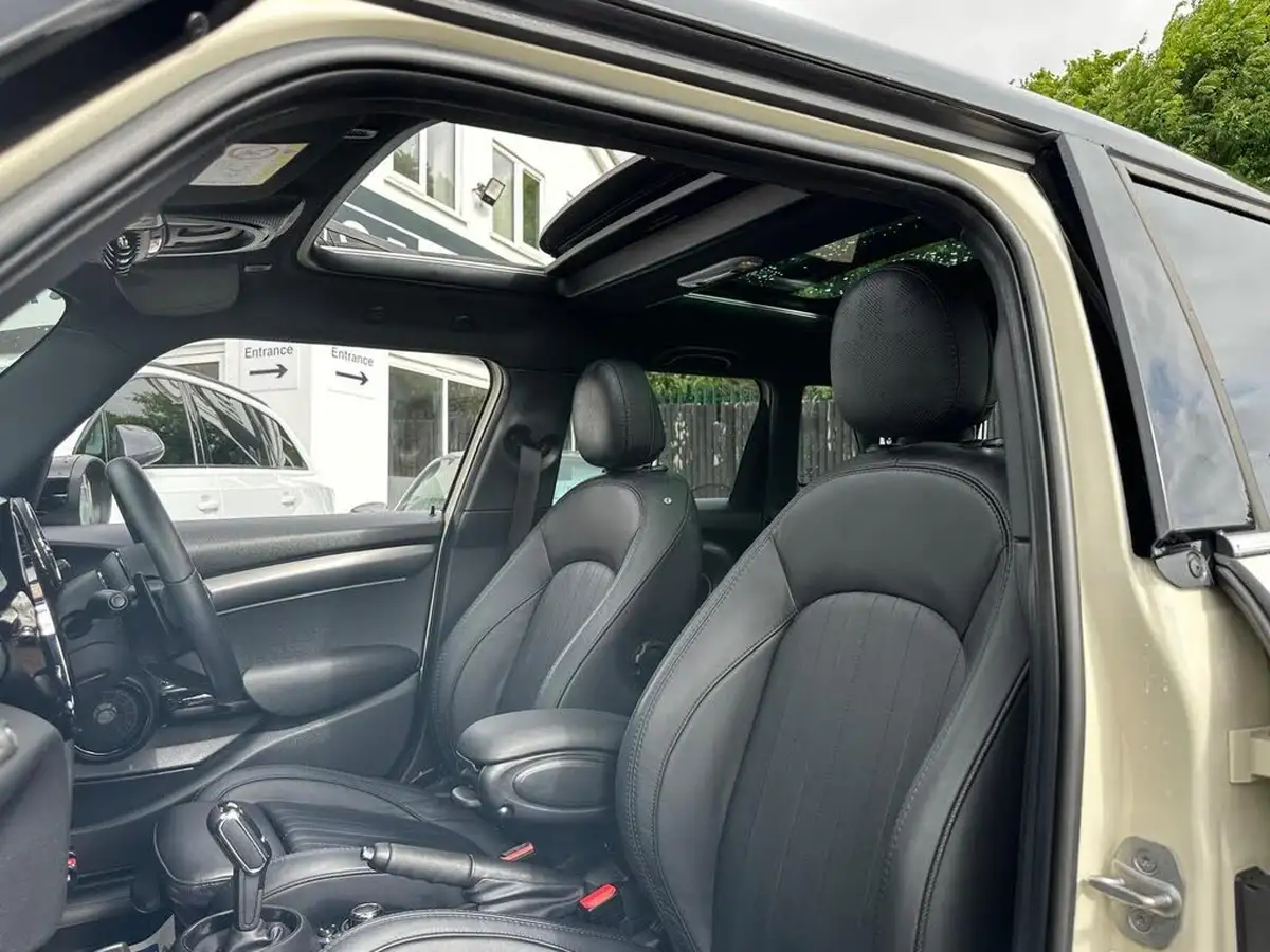 2022-mini-cooper-20-cooper-s-exclusive-premium-hatchback-5d-auto-big-29