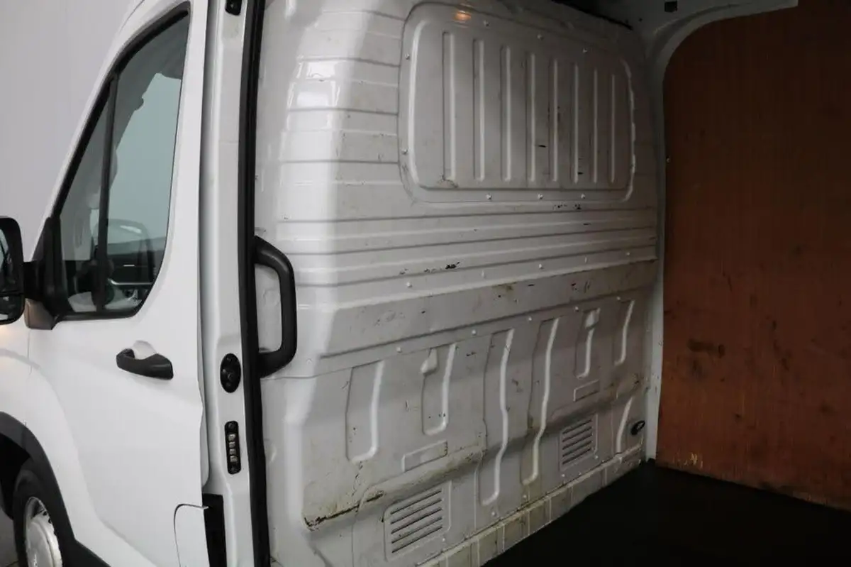 2022-maxus-deliver-9-20tdi-l3h2-big-12