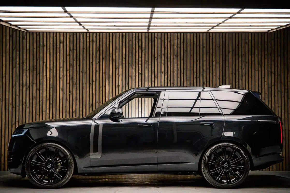 2022-land-rover-range-rover-30-d300-se-big-6