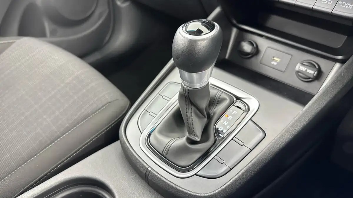 2023-hyundai-kona-16-gdi-se-connect-big-20