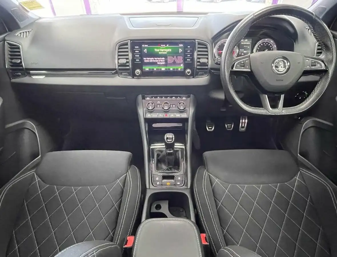 2019-skoda-karoq-20tdi-sportline-150ps-4x4-big-1