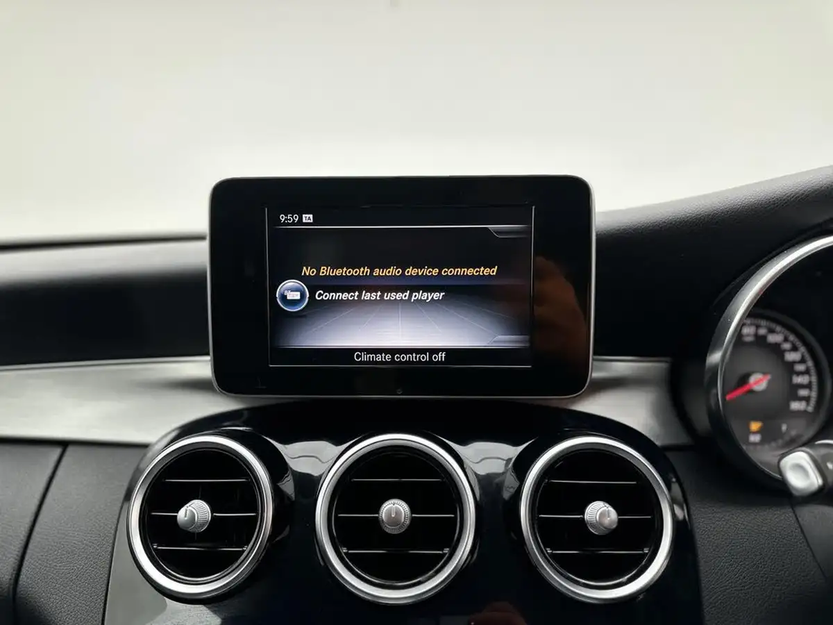 2017-mercedes-benz-c-class-20-c200-sport-ss-saloon-4d-9g-tronic-plus-big-35