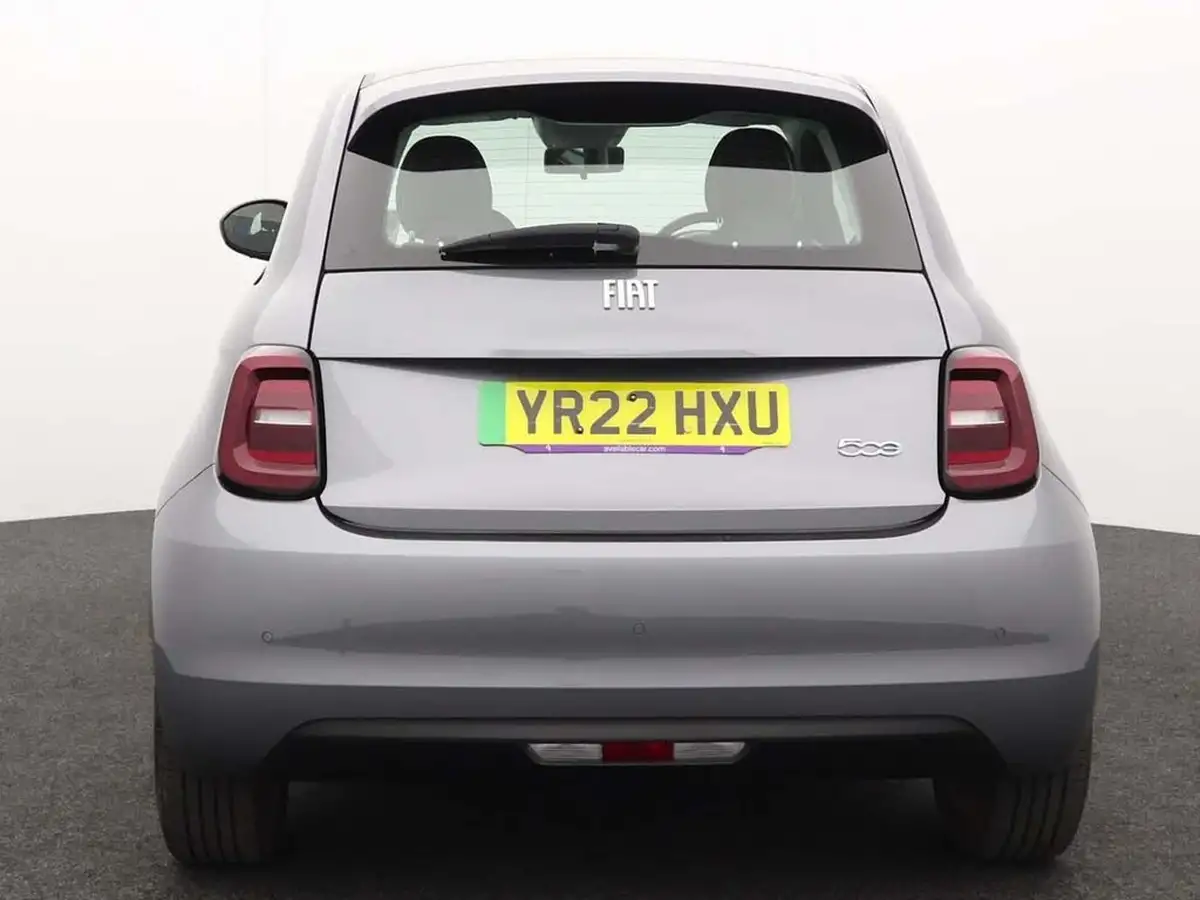 2022-fiat-500-e-icon-117bhp-big-3