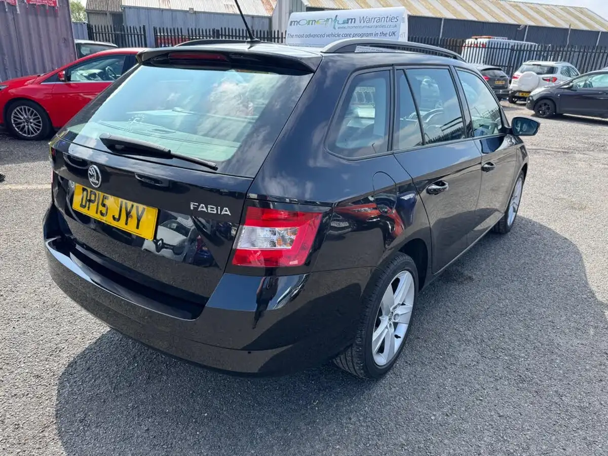 2015-skoda-fabia-12-tsi-se-l-109ps-estate-dsg-big-4