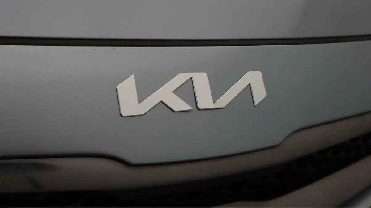 2022-kia-xceed-15-t-gdi-3-big-22