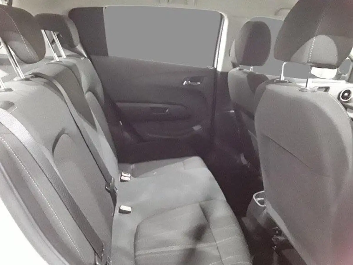 2013-chevrolet-aveo-14-ltz-99bhp-big-5