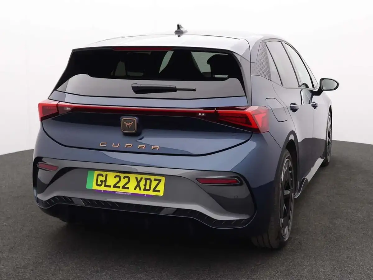 2022-cupra-born-e-v3-204ps-58kwh-big-5