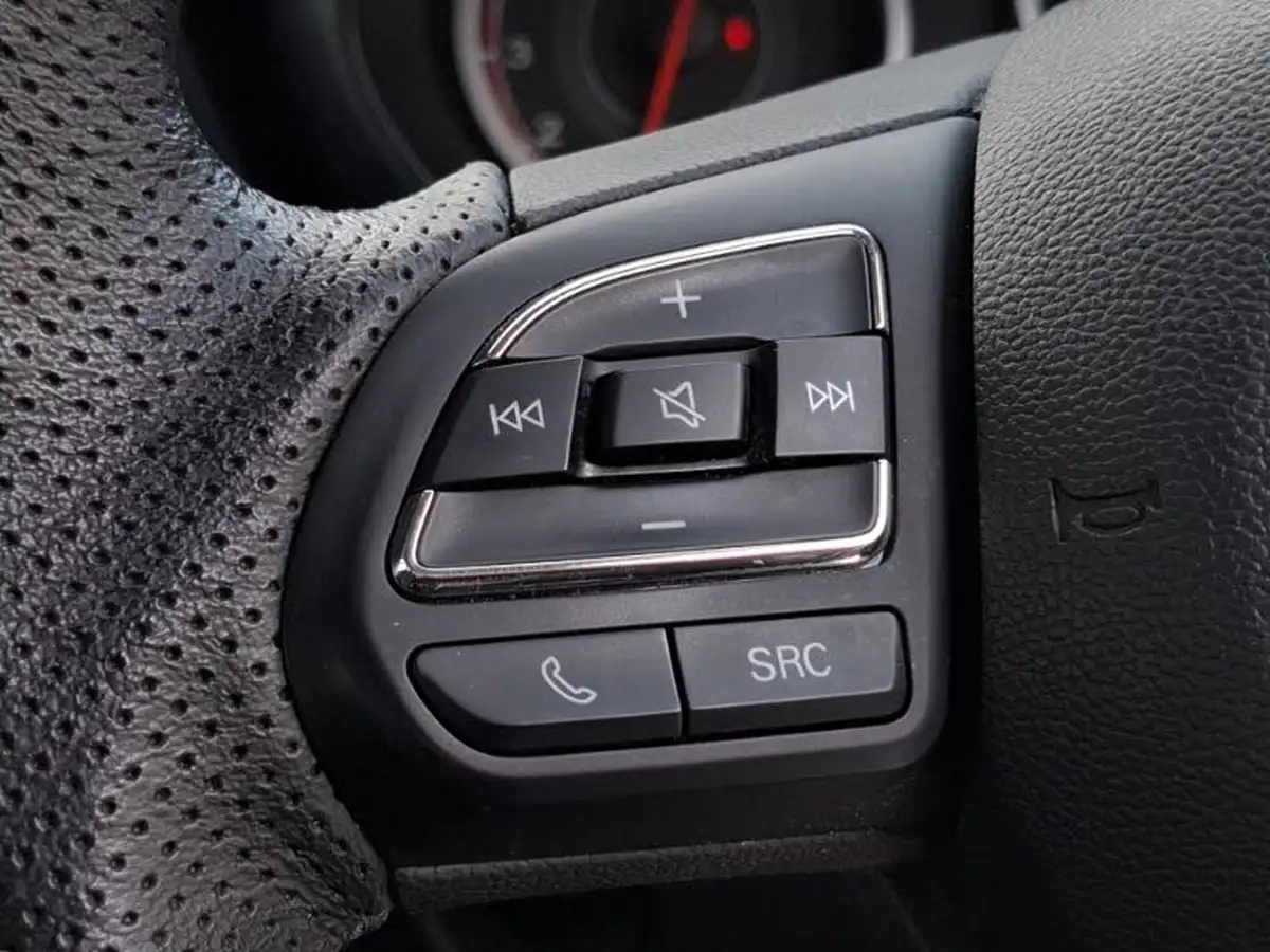 2022-mg-mg3-15-vti-tech-exclusive-nav-big-17