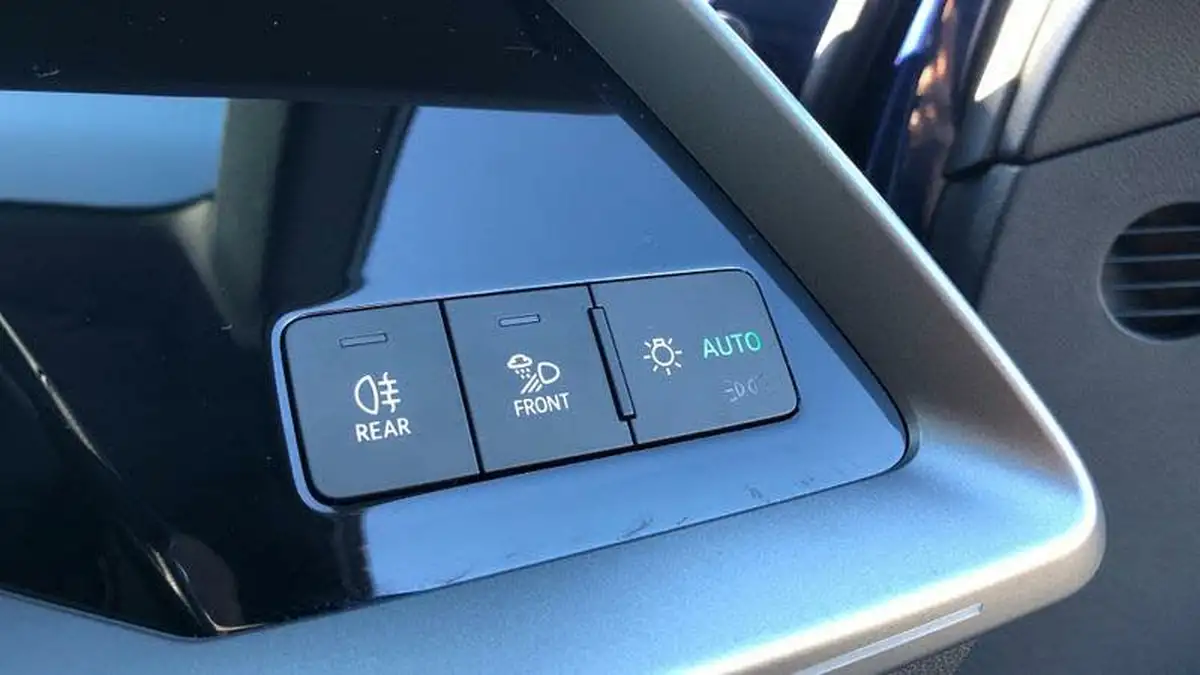 2024-audi-a3-15-35-tfsi-s-line-saloon-4d-big-23