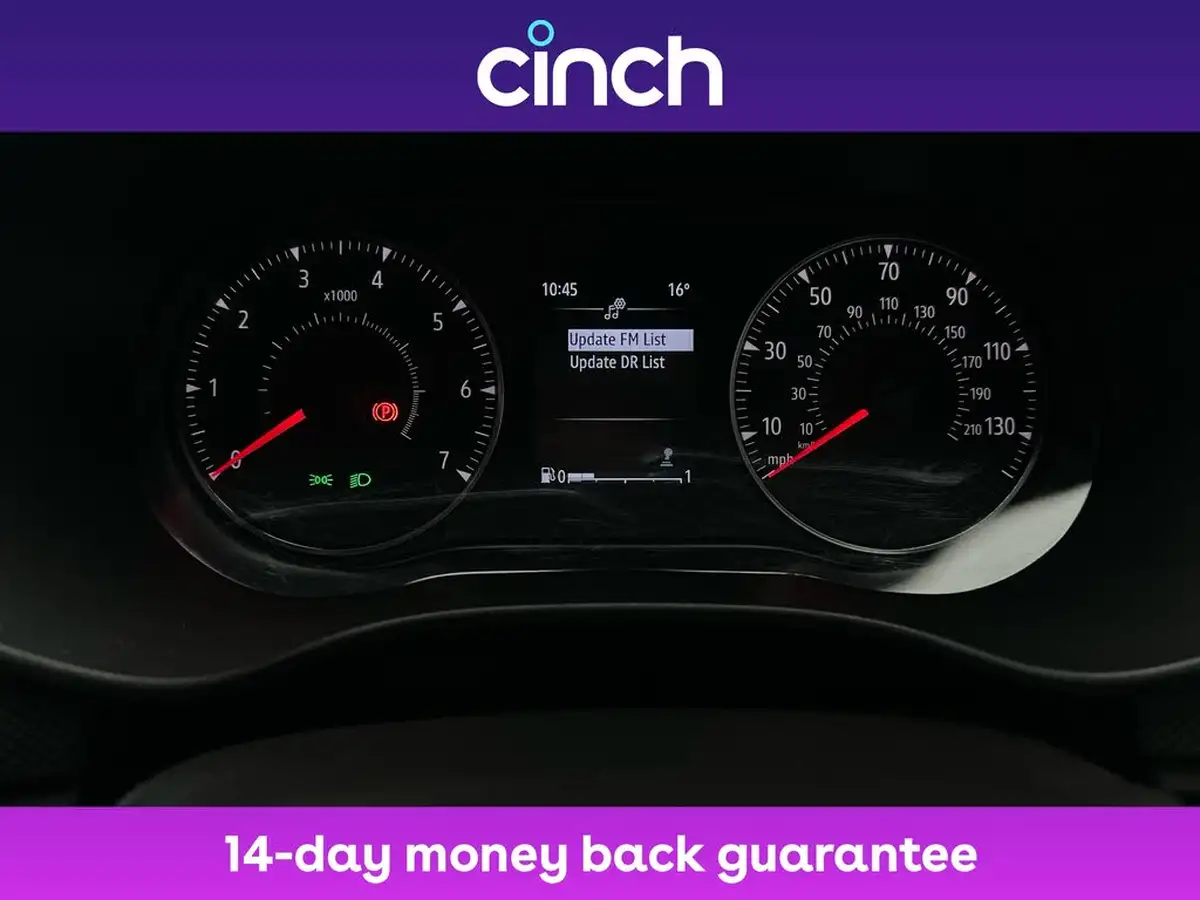 2021-dacia-sandero-10-sce-essential-big-16