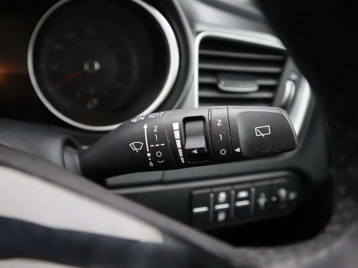 2022-kia-ceed-10-t-gdi-2-sportswagon-big-21