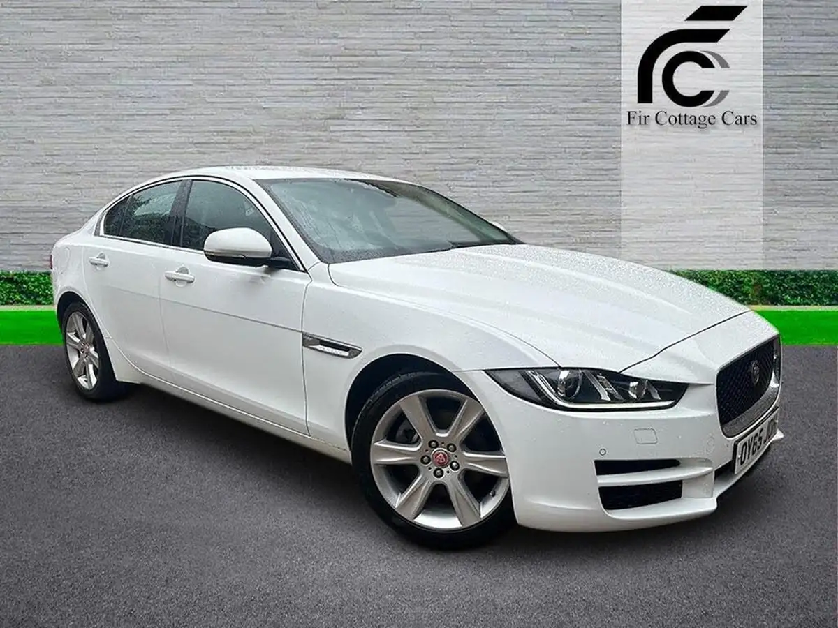 2015-jaguar-xe-20td-portfolio-180ps-auto-big-0