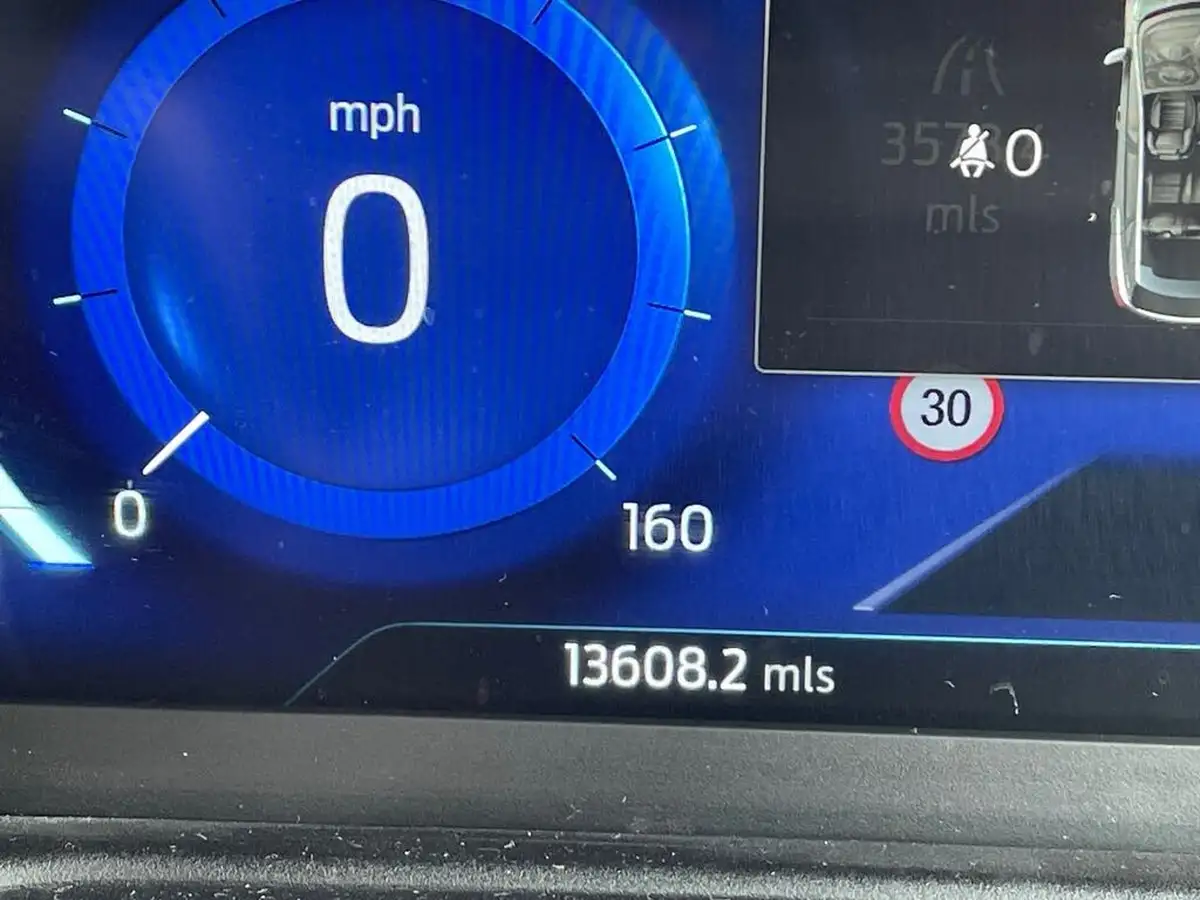 2023-ford-fiesta-10t-st-line-125ps-hybrid-mhev-big-16