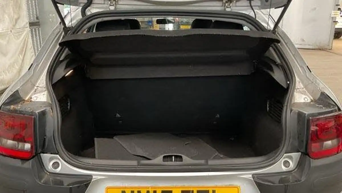 2015-citroen-c4-cactus-16bluehdi-feel-big-4