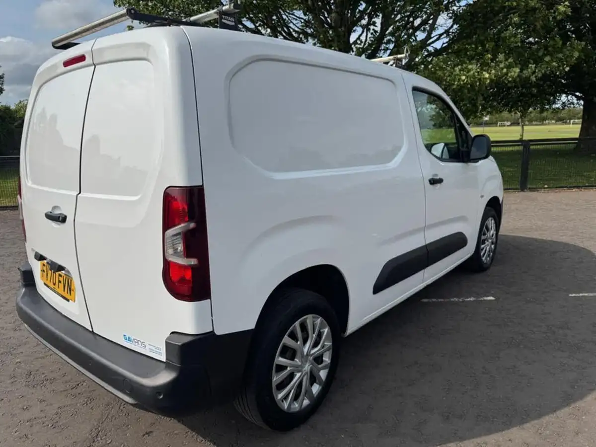 2020-citroen-berlingo-12-puretech-1000-enterprise-big-6
