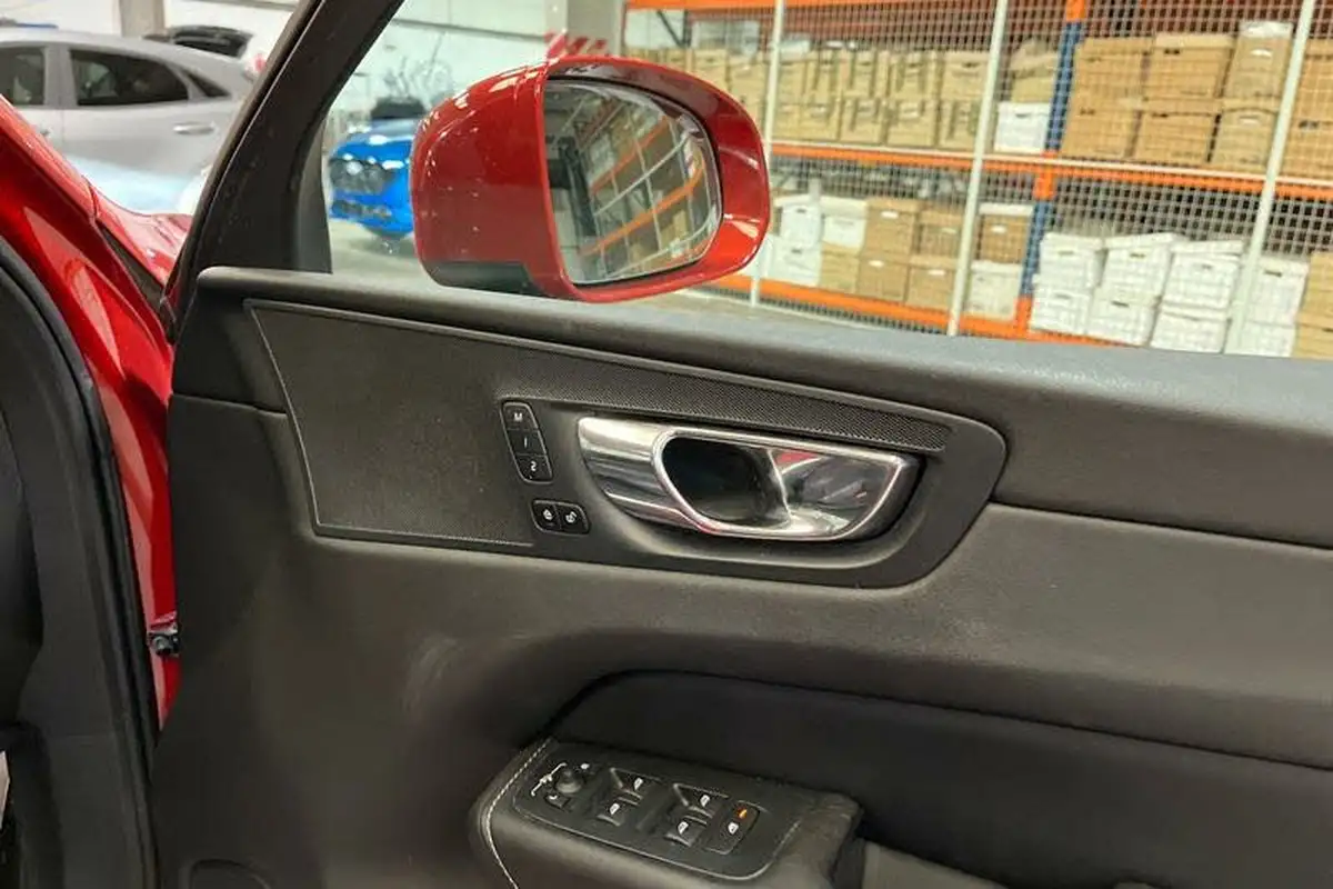 2019-volvo-xc60-20td-d4-inscription-pro-geartronic-big-24