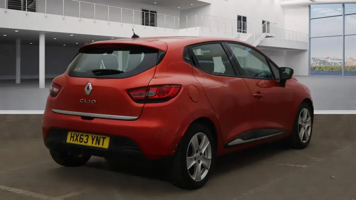 2013-renault-clio-12-dynamique-big-1