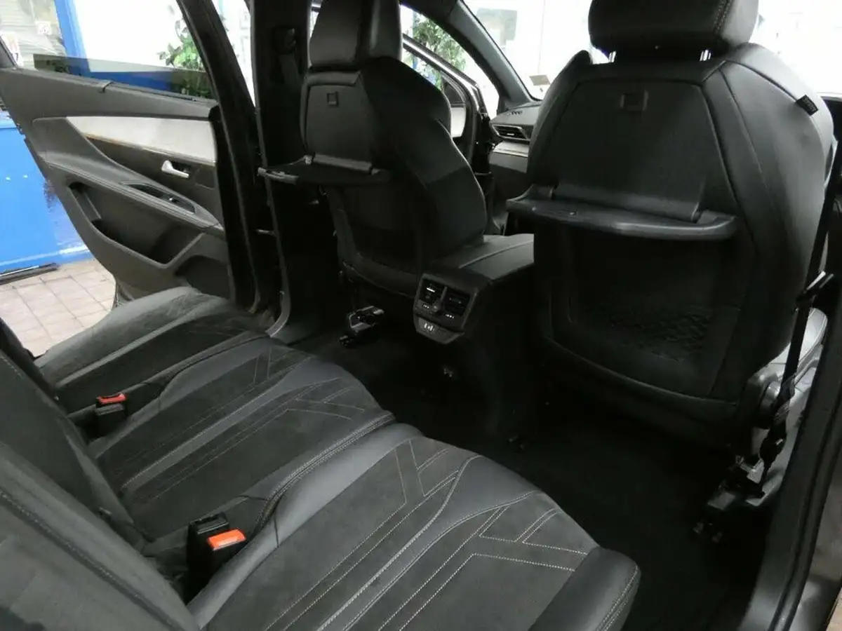 2021-peugeot-5008-suv-12-puretech-gt-eat8-big-63