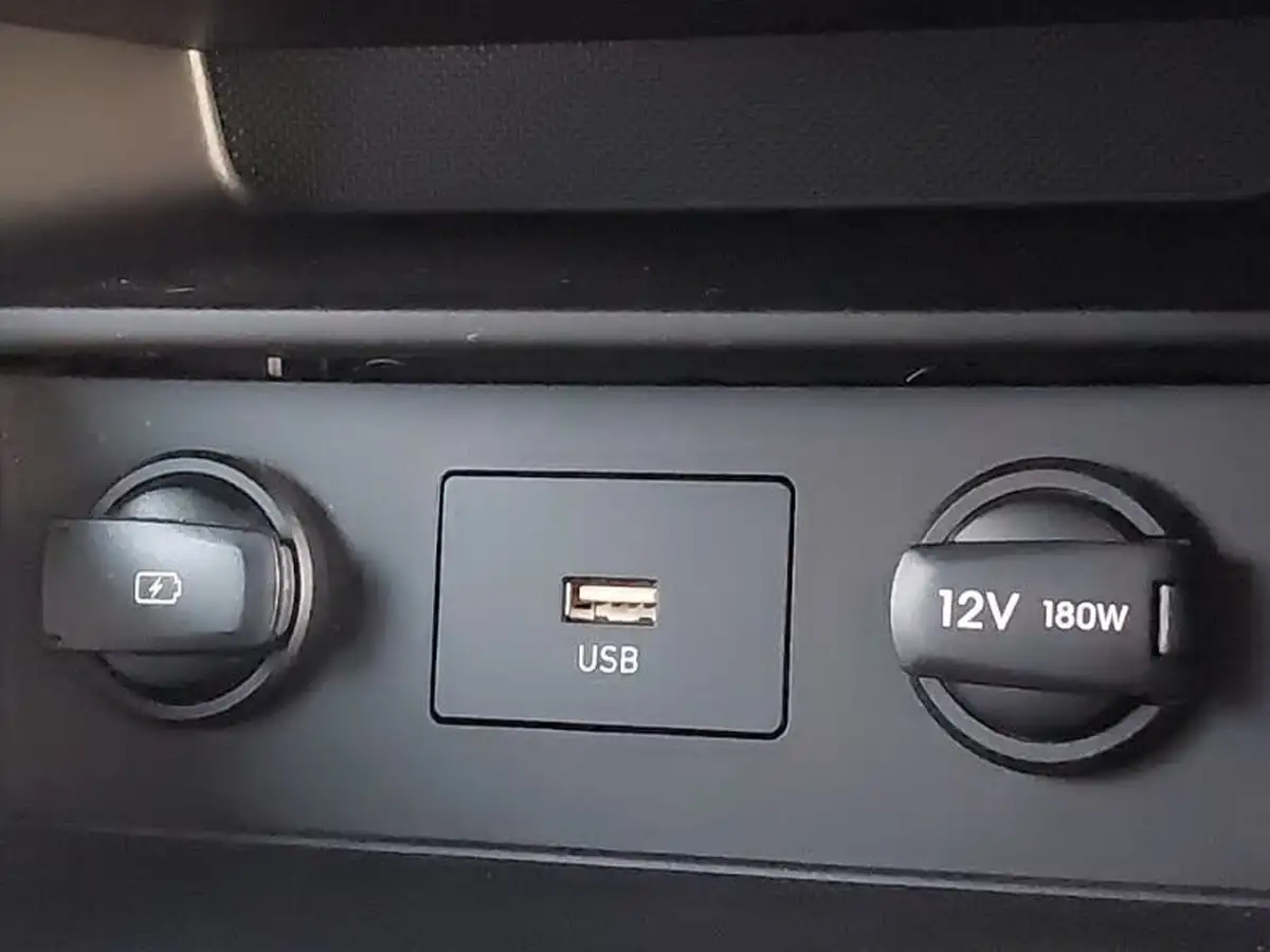 2021-hyundai-kona-16-gdi-se-connect-big-15