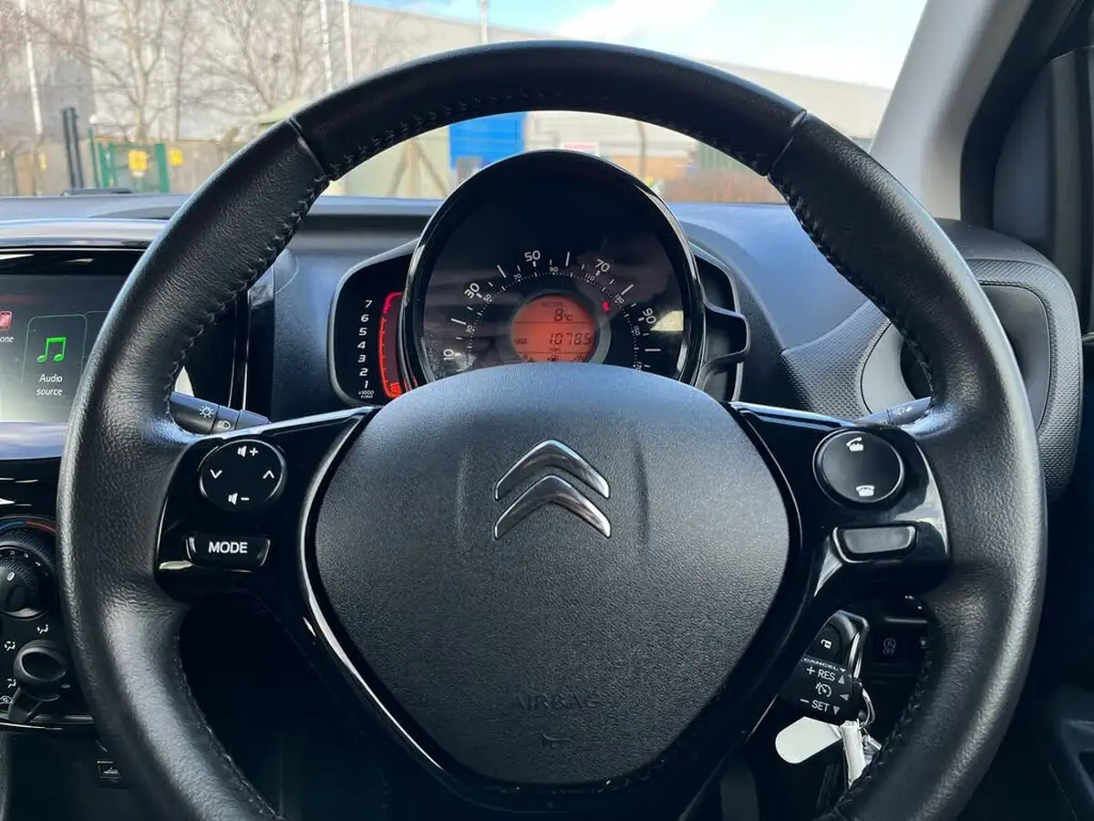 2021-citroen-c1-10-vti-shine-5d-big-26