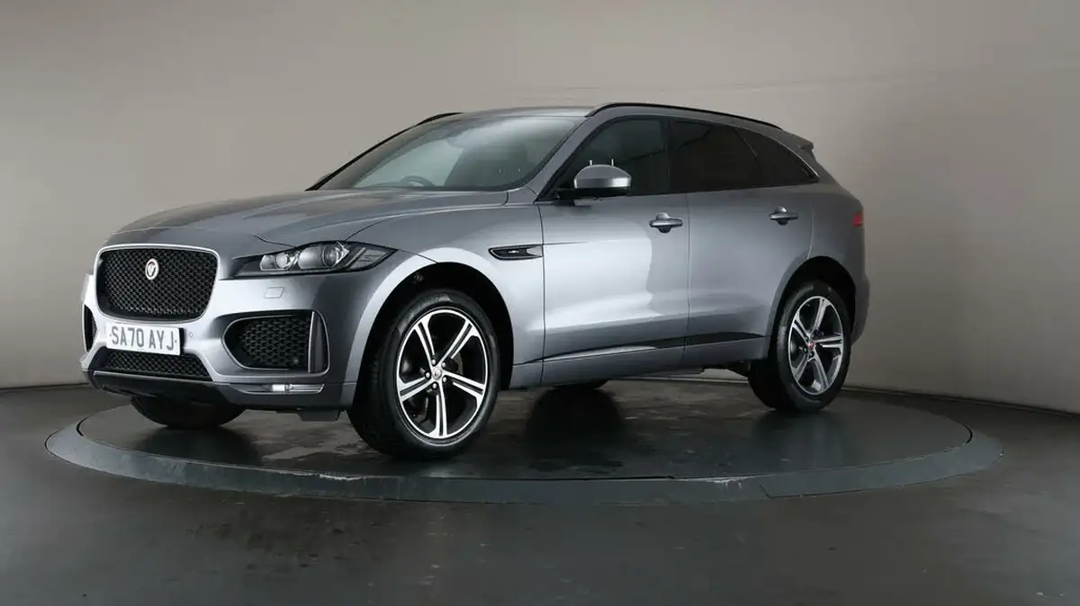 2020-jaguar-f-pace-20-i4d-chequered-flag-180ps-big-42