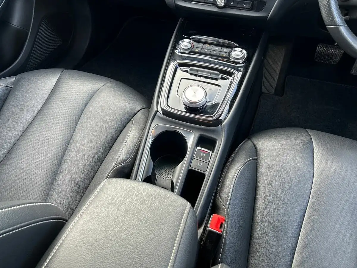 2022-mg-mg5-e-exclusive-ev-long-range-big-19