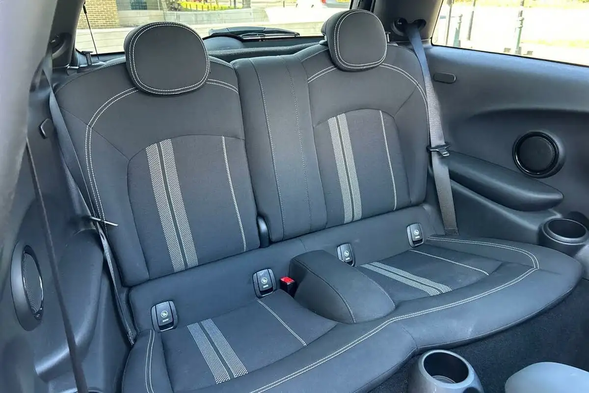 2019-mini-cooper-20-cooper-s-sport-189bhp-hatchback-3d-big-9