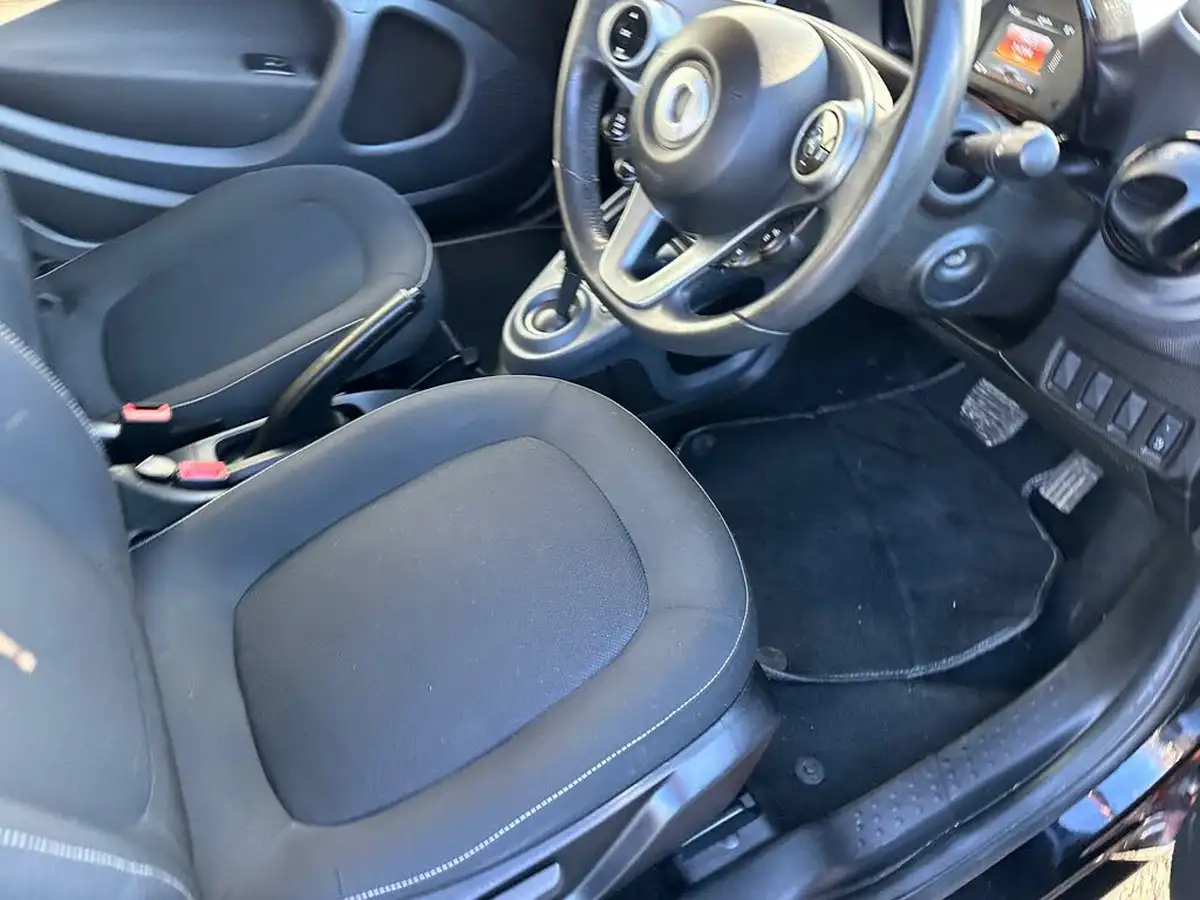 2015-smart-fortwo-10-passion-ss-twinamic-big-7