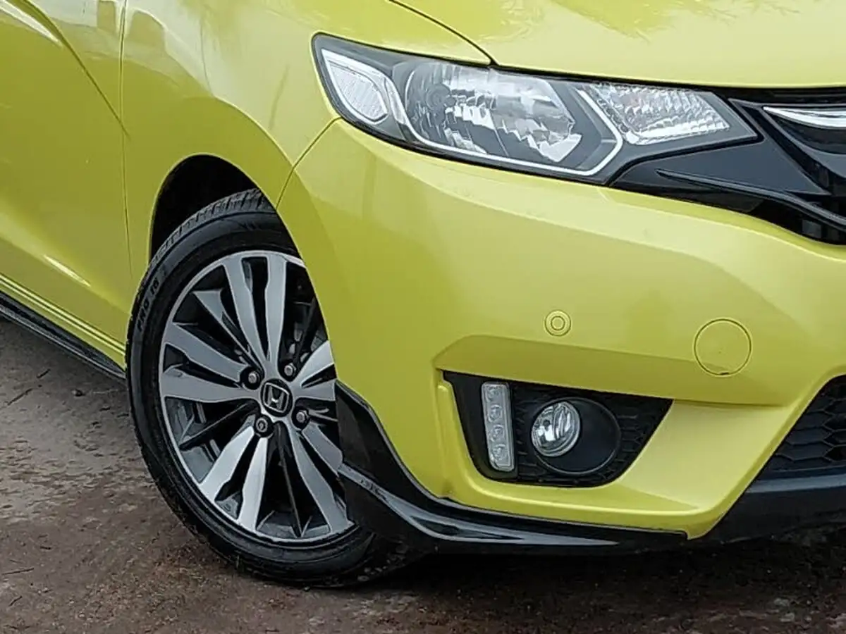 2016-honda-jazz-13-i-vtec-ex-navi-cvt-big-8