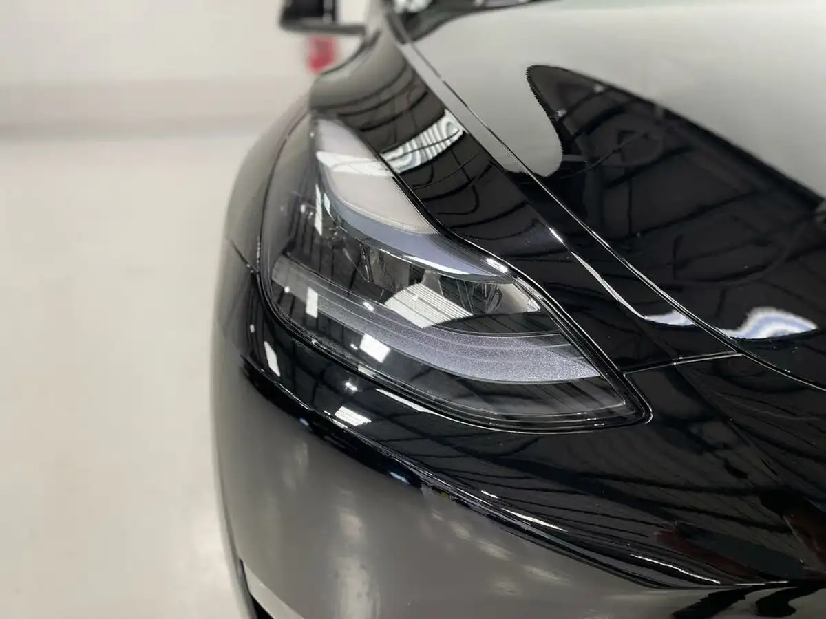 2022-tesla-model-y-e-performance-big-10