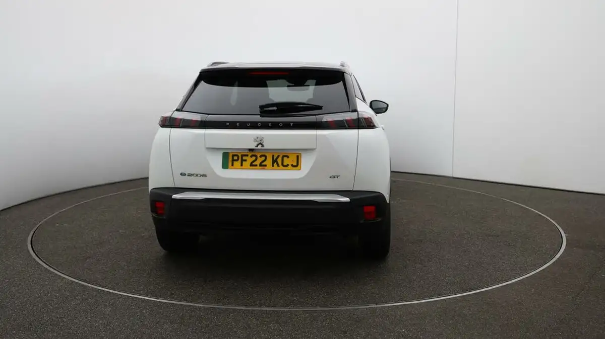 2022-peugeot-2008-suv-e-gt-big-56