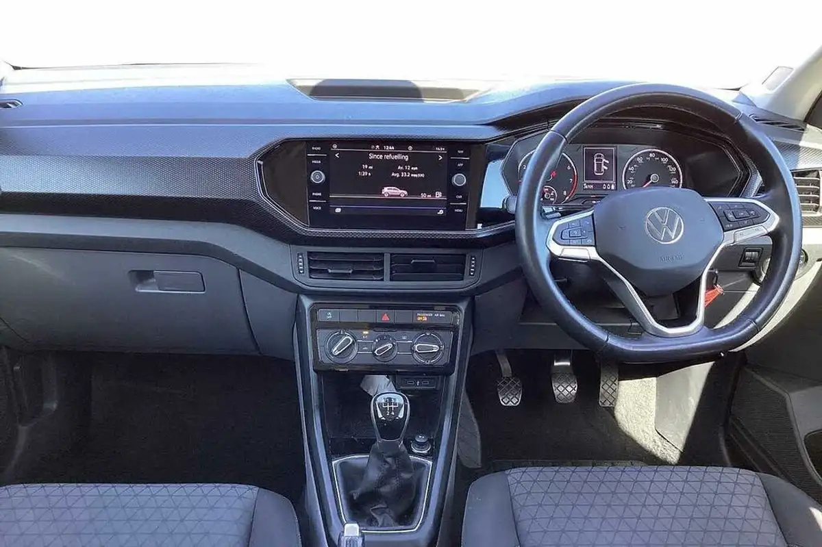 2021-volkswagen-t-cross-10-tsi-se-95ps-big-9