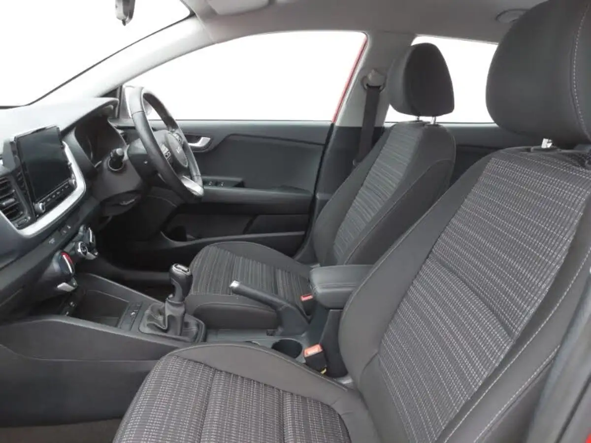 2022-kia-stonic-10-t-gdi-2-big-4