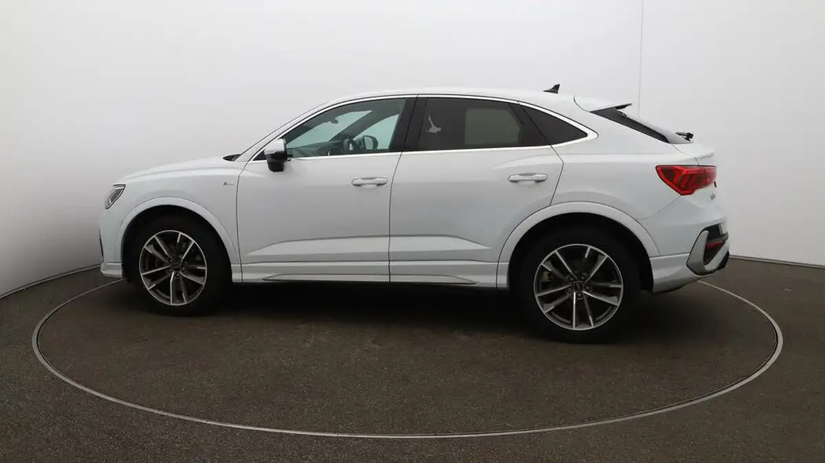 2020-audi-q3-20-45-tfsi-s-line-sportback-big-56