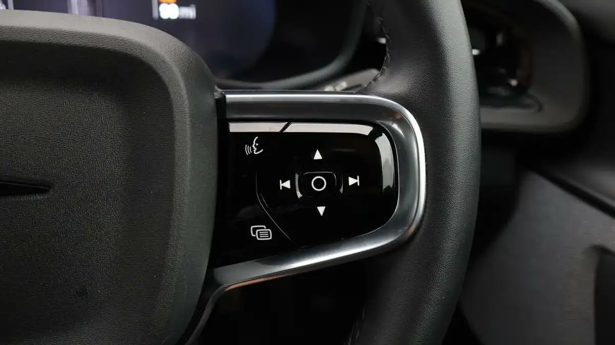 2022-polestar-polestar-2-e-ps2-165kw-standard-single-hatchback-big-23