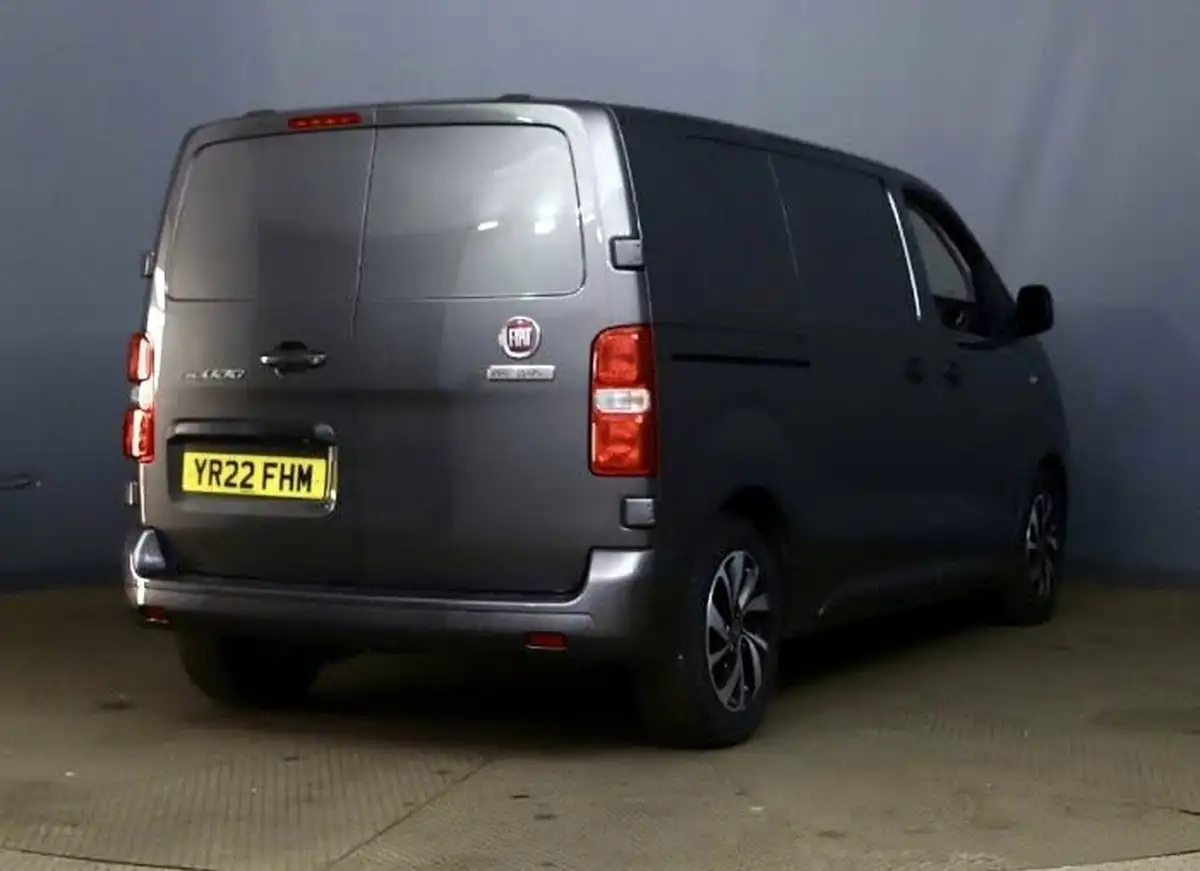 2022-fiat-scudo-20jtd-business-145hpeu6d-swb-panel-big-3