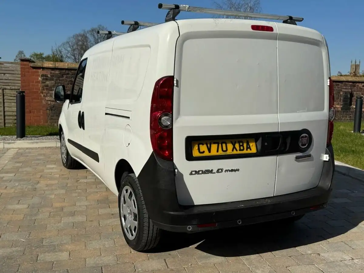 2020-fiat-doblo-cargo-16td-l2h1-maxi-tecnico-120bhpeu6dt-panel-van-big-16