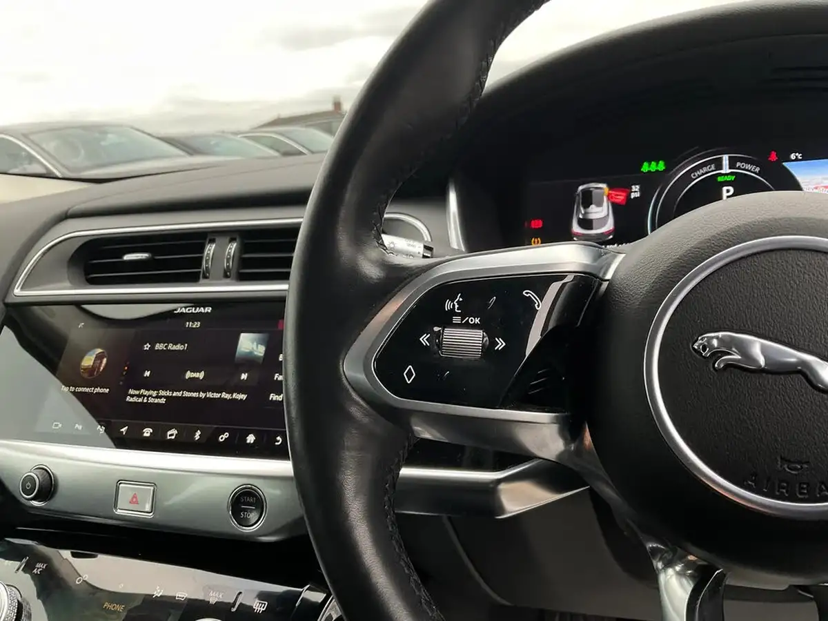 2020-jaguar-i-pace-ev400-s-big-29