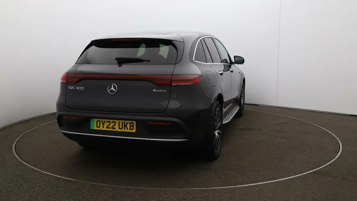 2022-mercedes-benz-eqc-e-eqc-400-amg-line-big-54